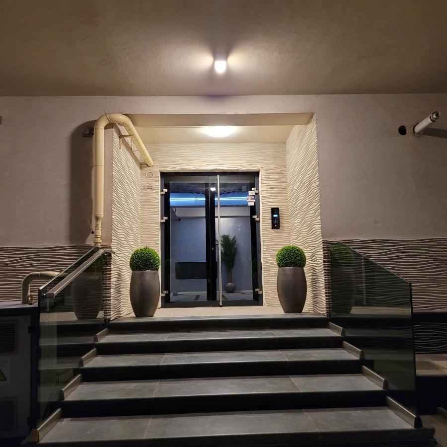 Zen Garden Apartament De Lux Nou Pe Malul Marii Constança Exterior foto
